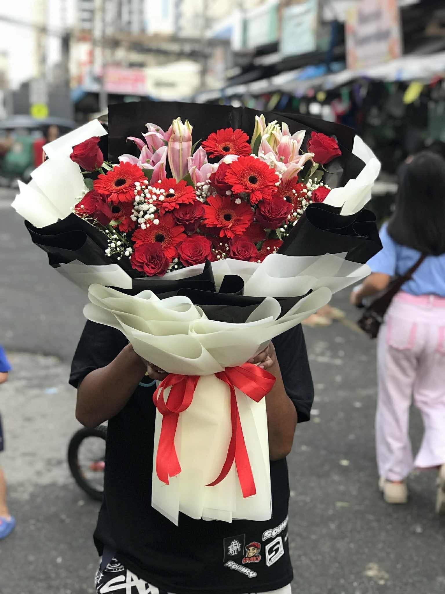 Custom bouquet — ₱5,999