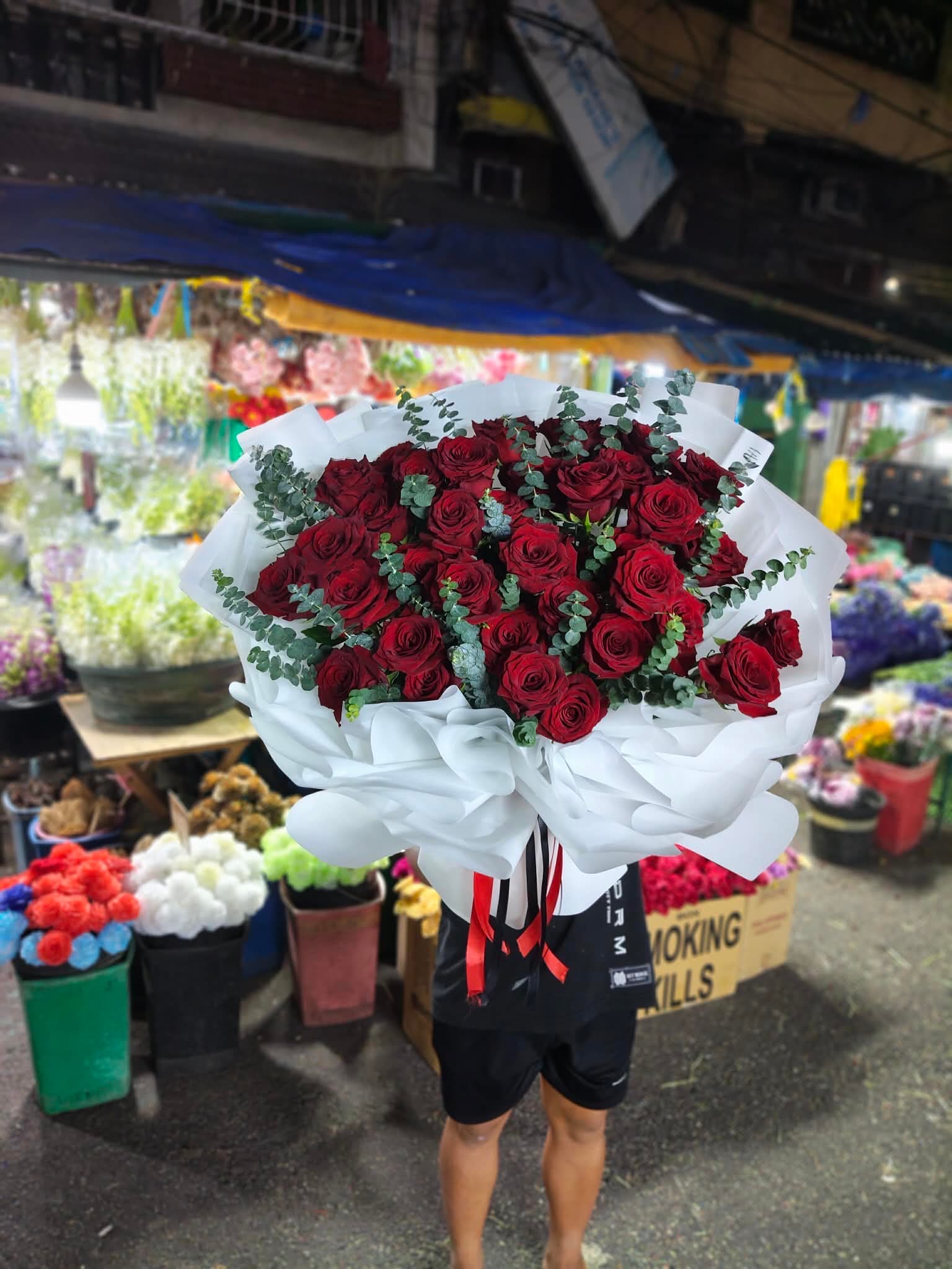 Custom bouquet — ₱6,499